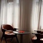Hotel The Peraport 3*