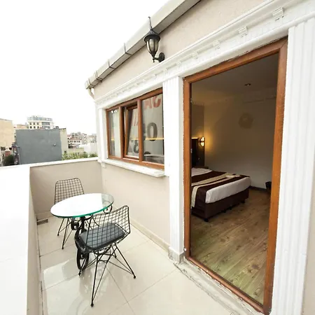 The Peraport Estambul