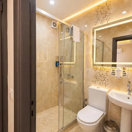 The Peraport 3*
