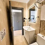 The Peraport 3*