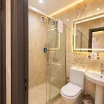 The Peraport 3*