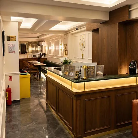The Peraport 3*