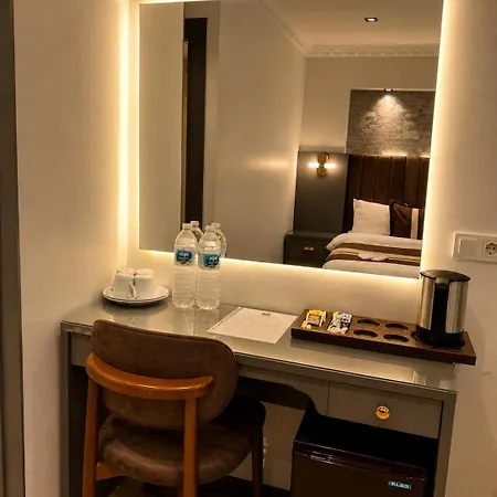 The Peraport Otel