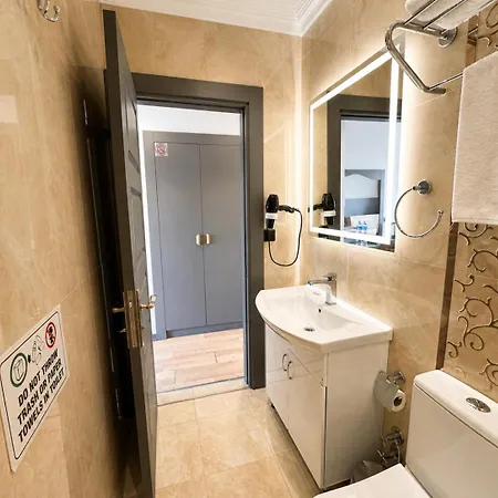 The Peraport 3*