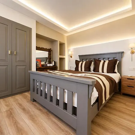 The Peraport 3*